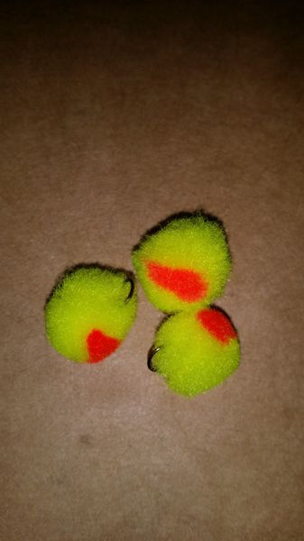 Chartreuse With Red Dot Glo Ball Mini Jig